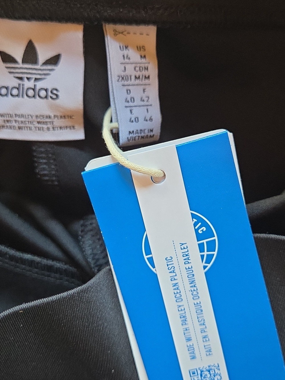 Adidas Womens Tight Black Shorts with White Stripes  Med - Picture 11 of 11
